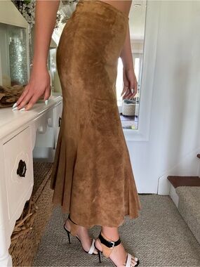 Danier Suede Flared Maxi Skirt in Camel Brown Y2K 🍁